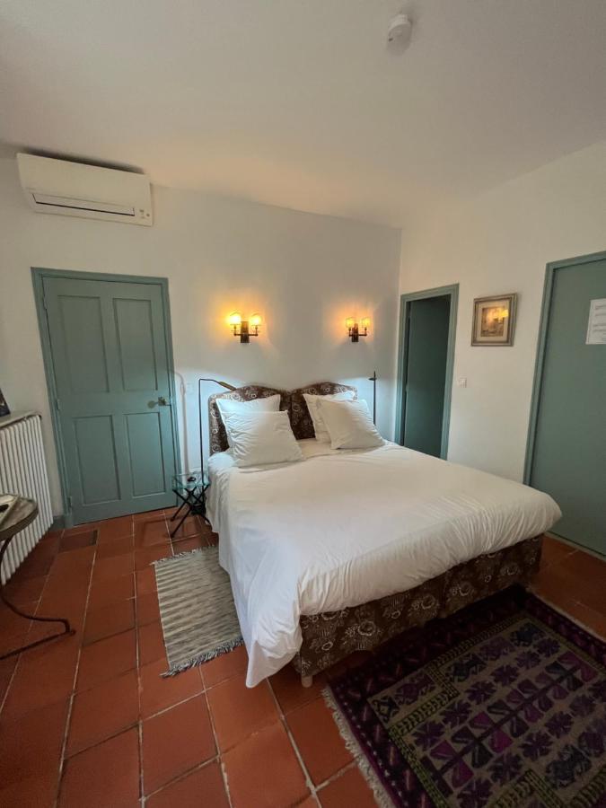 Face Au Palais Bed & Breakfast อาวีญง ภายนอก รูปภาพ